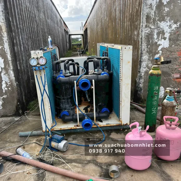 bảo dưỡng bình bơm nhiệt theo mùa hoặc định kỳ là chìa khóa cho việc duy trì độ bền máy bơm nhiệt