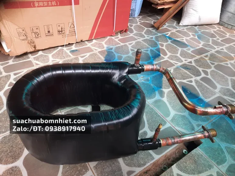 Phụ kiện khi lắp đặt bình bơm nhiệt.