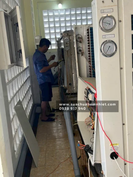 dịch vụ sửa chữa bảo trì máy nước nóng trung tâm